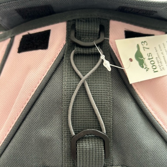 Roots 73 Pink and Gray insulated lunch Bag - Picture 2 of 10